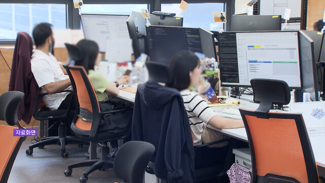 고용·실업률 동반 상승‥경제활동인구 증가 영향